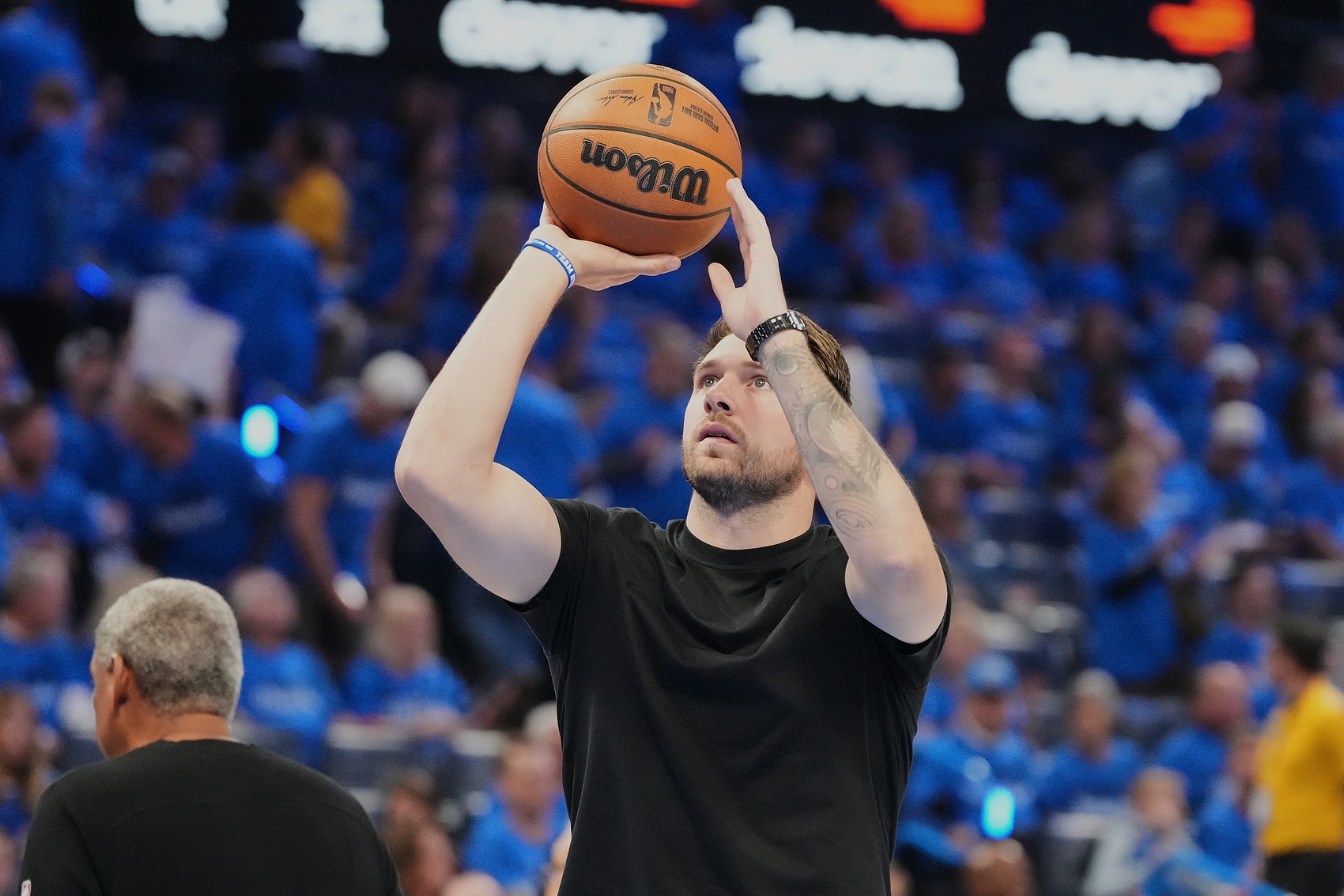 湖人媒体人：NBA2K新赛季三分能力值东契奇排第七 有点过高了