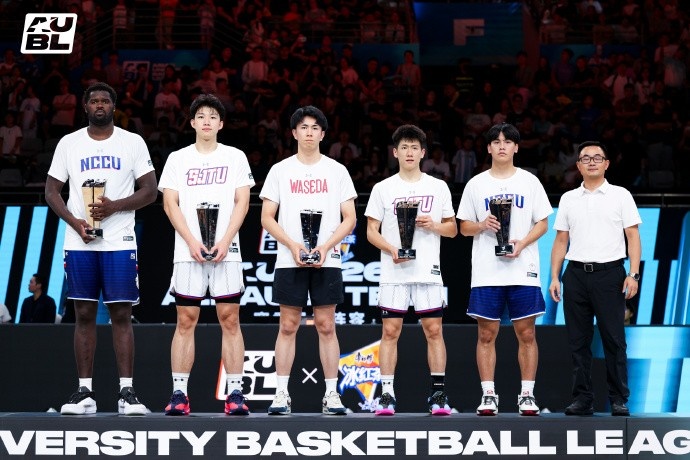 记者：MVP无疑属于上交陈天灿 他已蜕变为CUBAL最优秀一号位之一