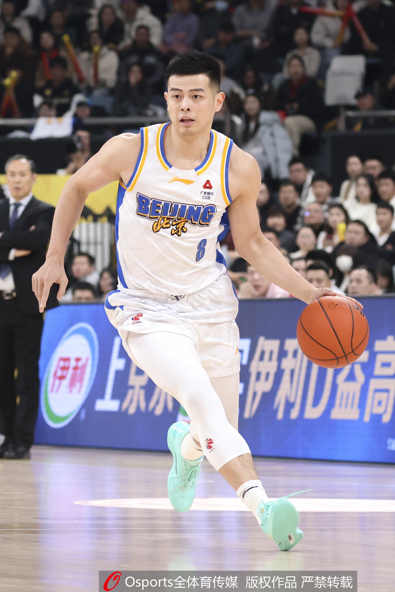 媒体人：方硕留在北京打球更有意义 但他觉得自己还有油 做了选择
