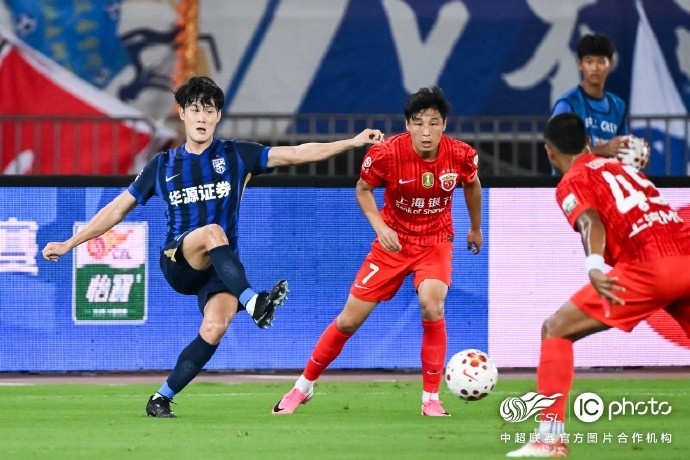 2026中超联赛第23轮，最终，上海海港3比2战胜武汉三镇